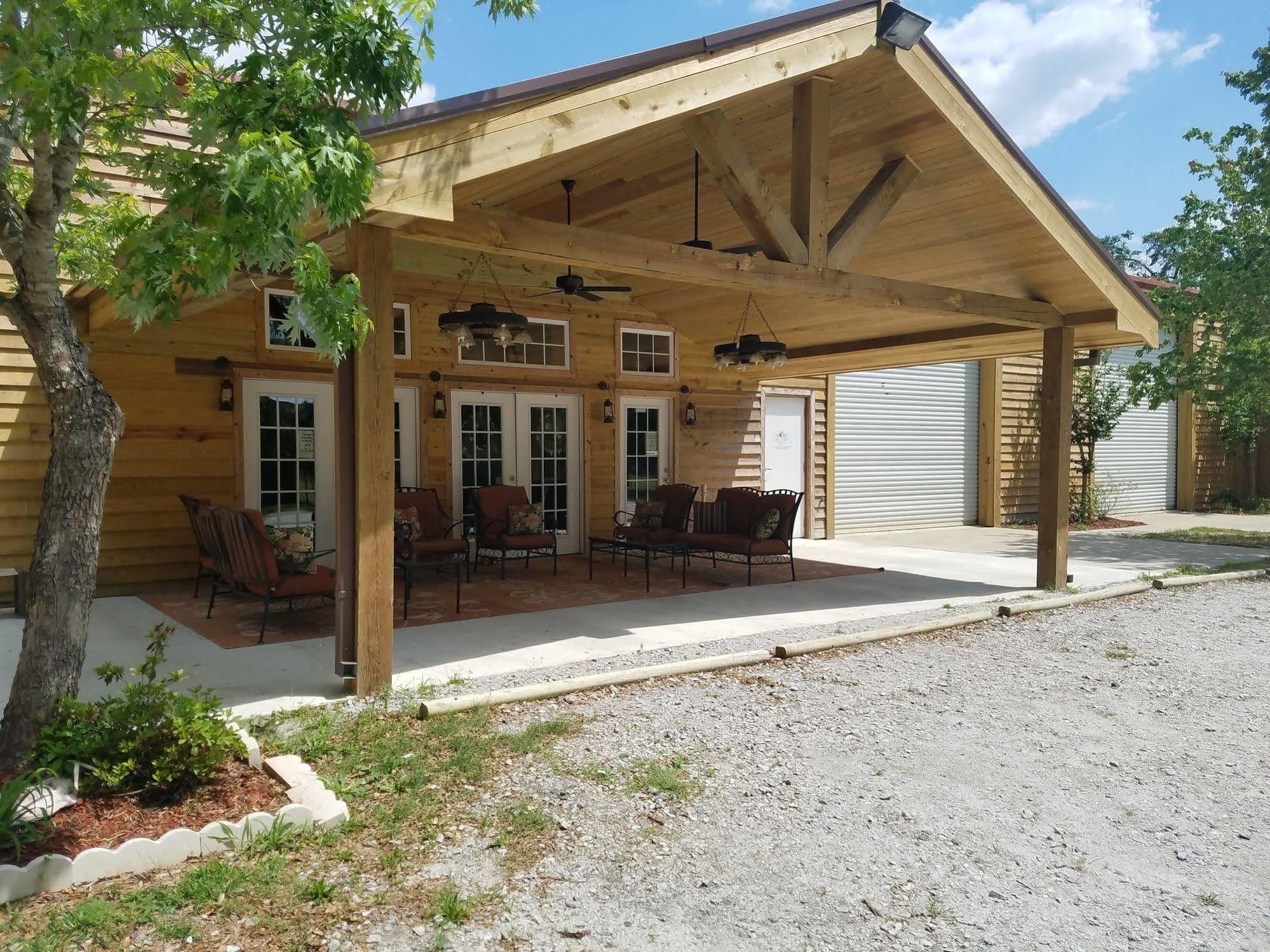 Red Fern Plantation Lodge Statesboro Bagian luar foto