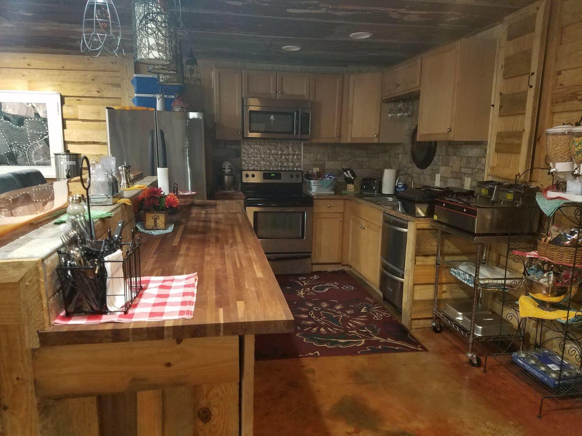 Red Fern Plantation Lodge Statesboro Bagian luar foto