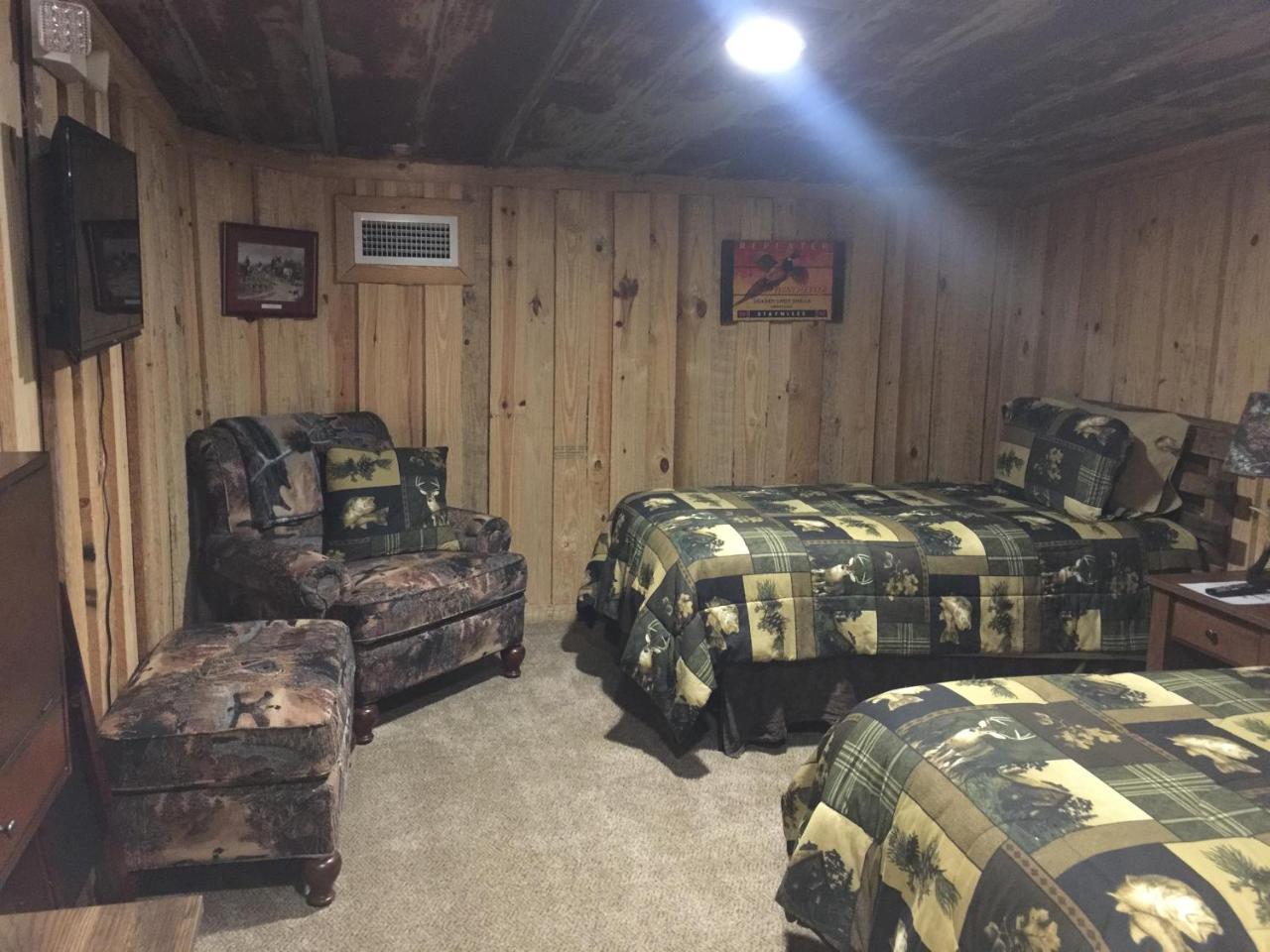 Red Fern Plantation Lodge Statesboro Bagian luar foto